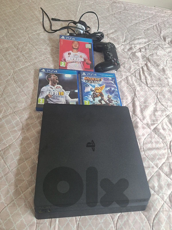 PS4 used like new