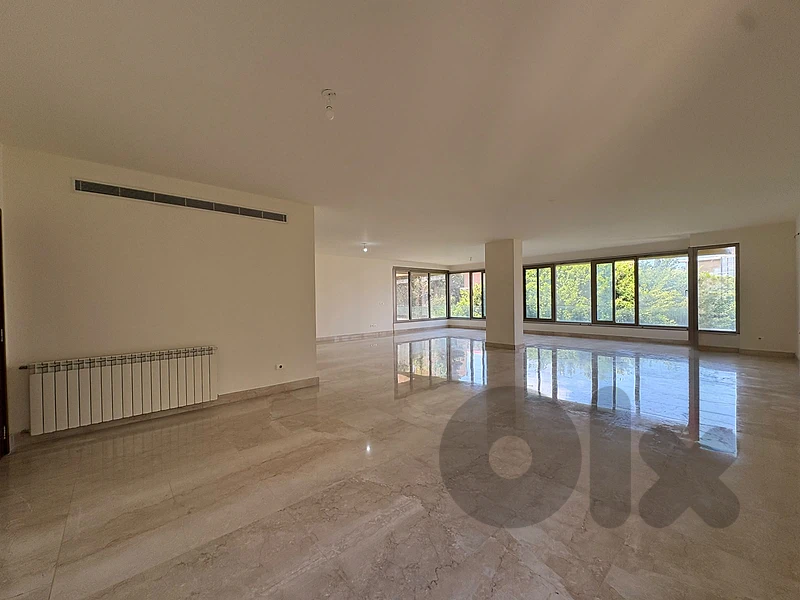 Ain El Mreisseh | Spacious Apartment for Rent