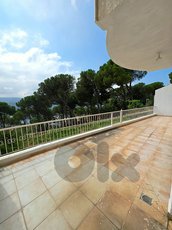 100m² + 90m² terrace | Apartment for rent in Baadat
