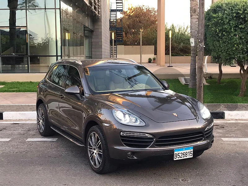 Porsche Cayenne 2011