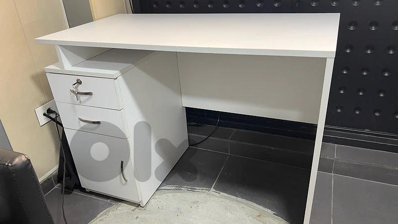 Office Desk