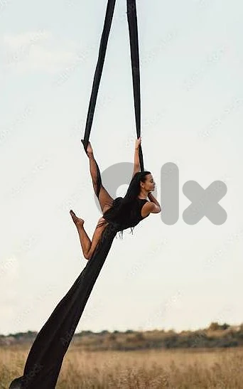 Brand new 3 meters long Aerial Silks with dust bag and gear