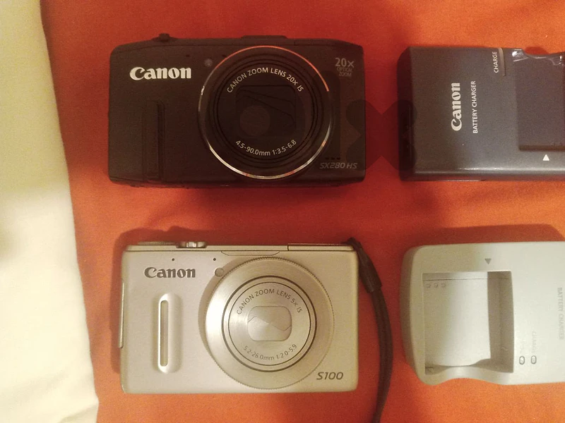 cameras Canon as new