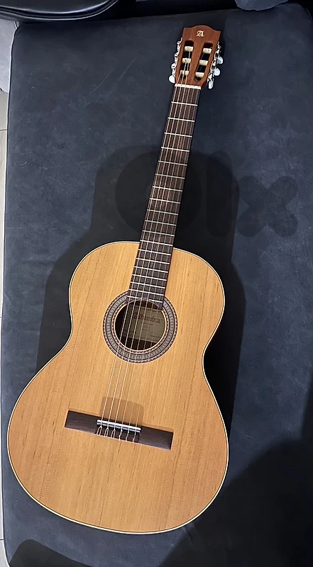 Alhambra classic guitar-hand made Alhambra classic guitar-hand made