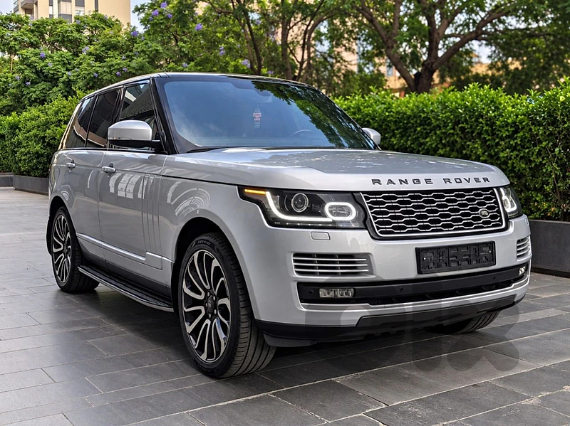Land Rover Vogue 2015 V8 HSE | European Origin 125,000 KM