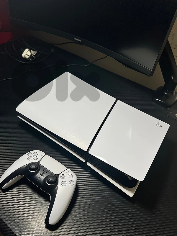 PS5 Play Station 5 (like NEW)