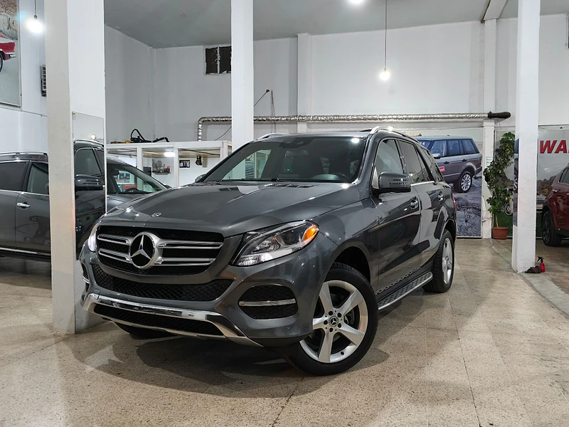 2018 Mercedes-Benz GLE-350 4MATIC (CLEAN CARFAX)