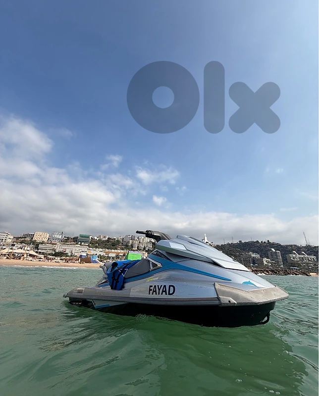 yamaha vx deluxe 1100 CC 4 Cylinders 1 owner jetski