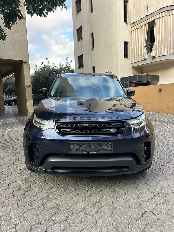 Land Rover Discovery HSE 2018 dark blue on black (clean carfax)