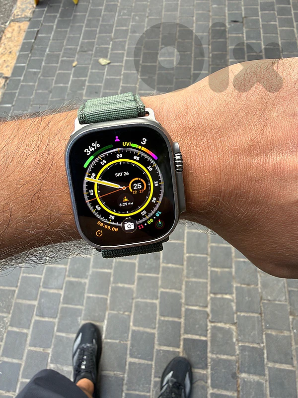 apple watch ultra 1 perfect cond battery 88% with 10 bands