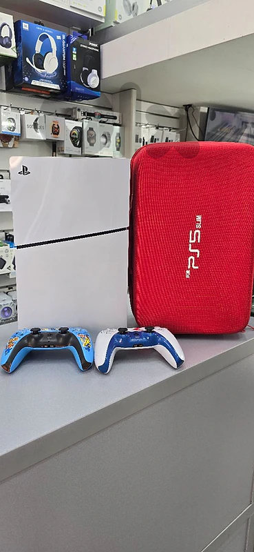 Ps5 slim 1tb used good condition with 2 controller and back