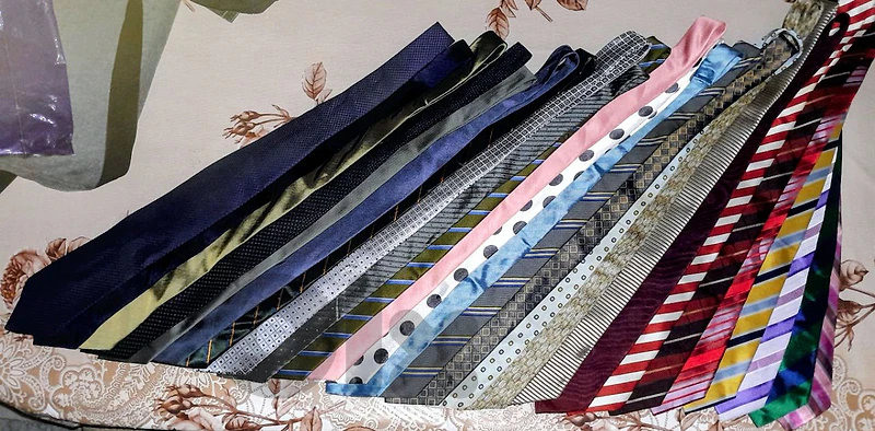 Ties - Cravate - ربطات عنق