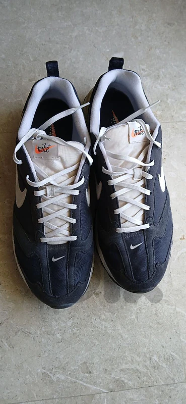NIKE AIR DOWN
