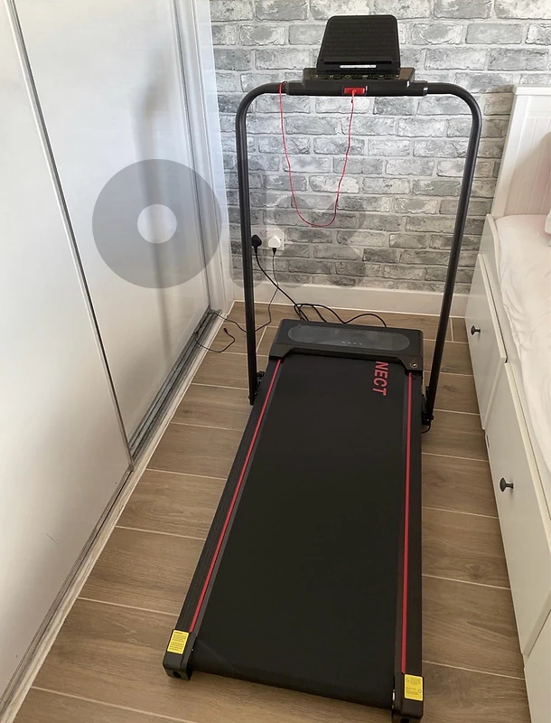 6 in 1 Folding Treadmill with 1-12KM/H, 9% Incline Walking Pad