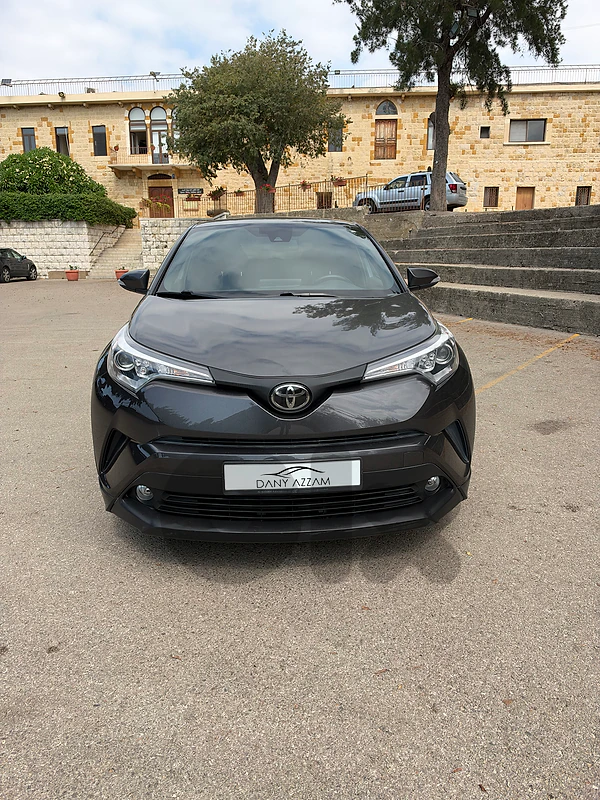 2018 Toyota C-HR XLE Premium 2018 Toyota C-HR XLE Premium