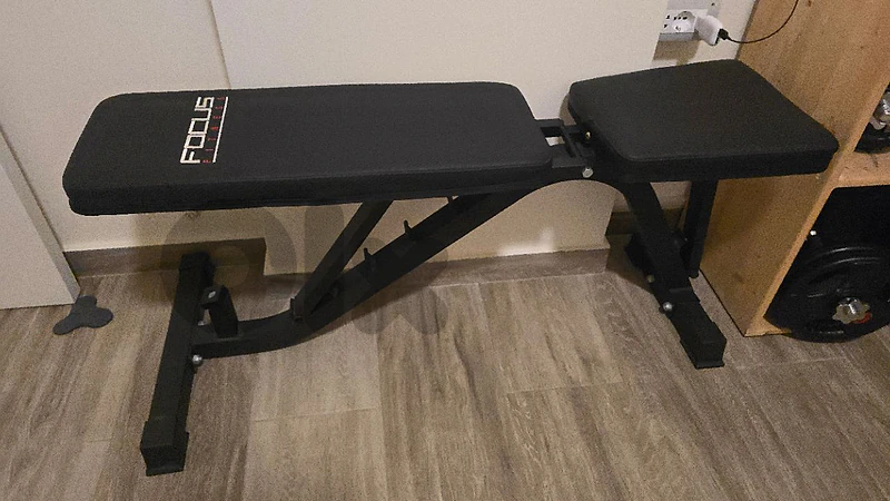 Dumbbells + bench