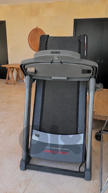ProForm Performance 1250 Treadmill – Excellent Condition