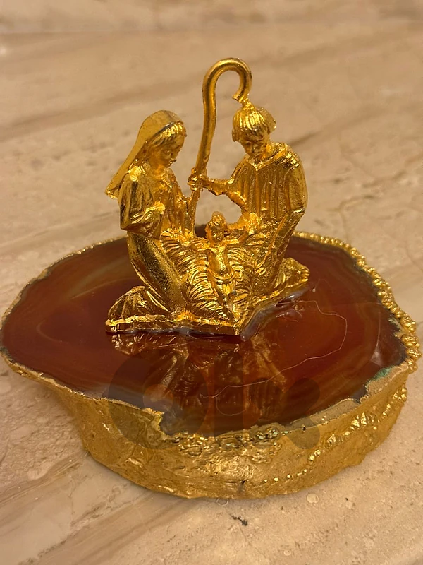 Decorative semi precious items