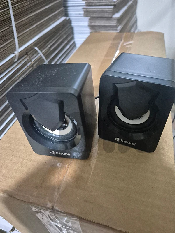 headsets and mouse
