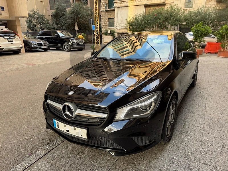 Mercedes-Benz CLA-200 2014