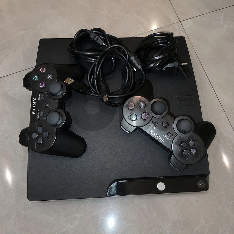 ps3 super clean with 9 games 60$
