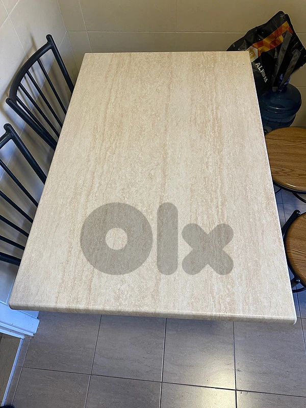kitchen table - Resin