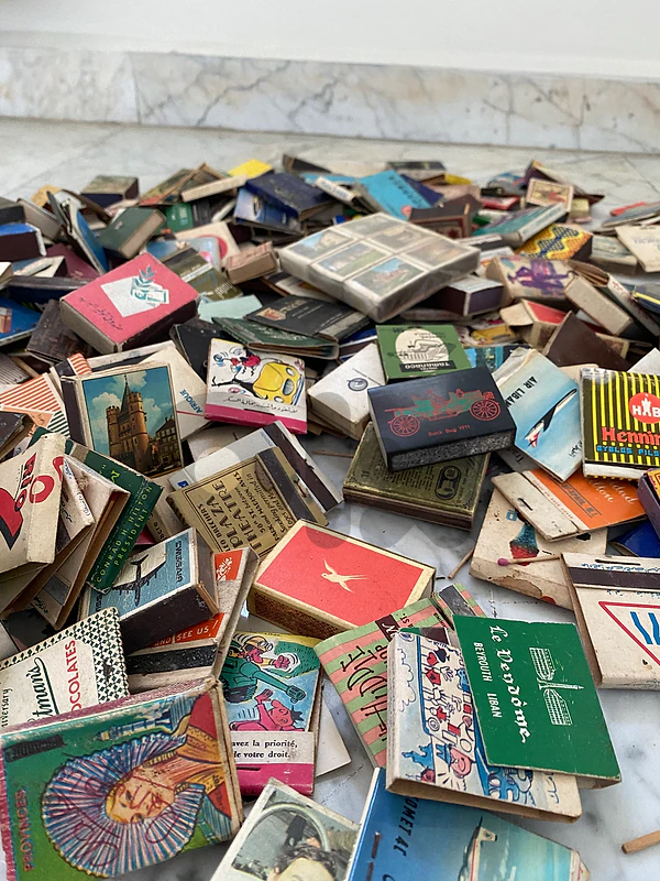 vintage collection of matches - مجموعة علب كبريت قديمة