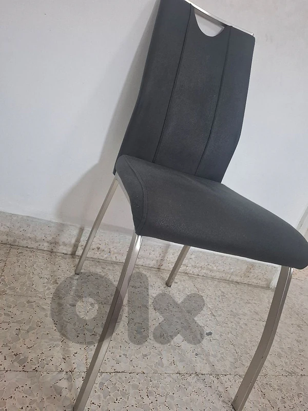 6 chairs