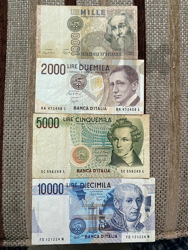 عملة ايطالي مجموعة عملات من الف ل ١٠ الاف لير italian banknote