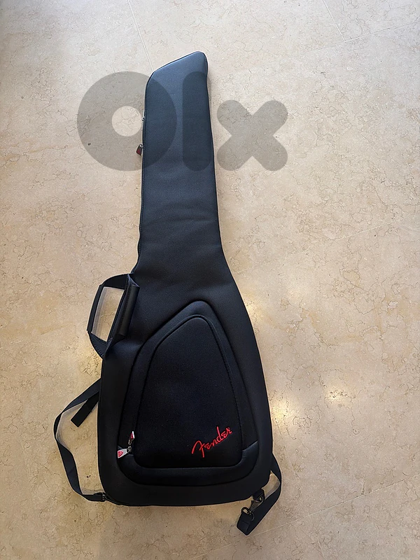Fender 0991422406 FB610 Electric Bass Gig Bag, Black