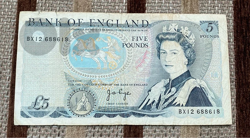 عملة ٥ باوند بريطاني سنة ١٩٧٠ 5pound british banknote