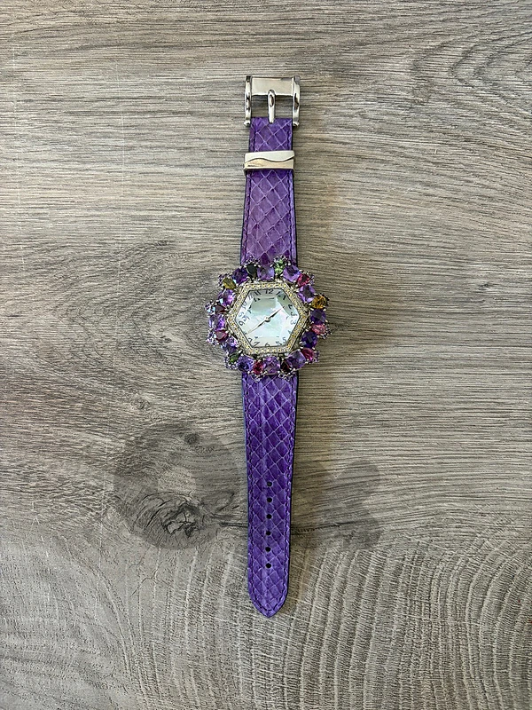 Luxury 925 Gemstone Watch – 1 of 1 – Rare Collector’s Piece Luxury 925 Gemstone Watch – 1 of 1 – Rare Collector’s Piece