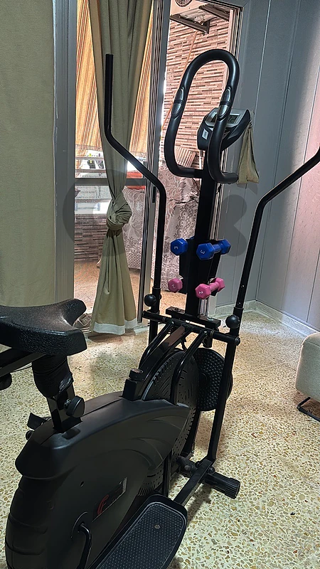 Exercise Bike with Dumbbells – Good Condition
