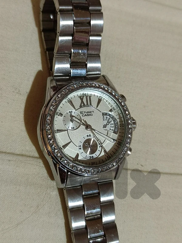 ساعة نسائية Casio Sheen أصلية - موديل YS-0185 - بحالة جيدة