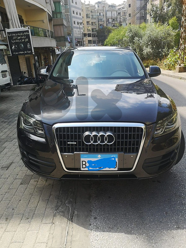 Audi Q5, 4 cylinder, Quattro Model 2011 - لون "هافانا" مميز.