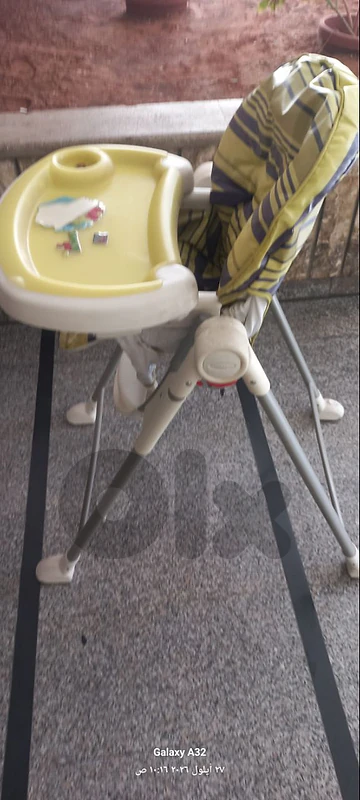 رضع واطفال