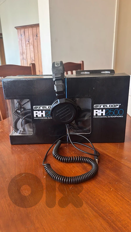 Headphones Reloop RH-2500