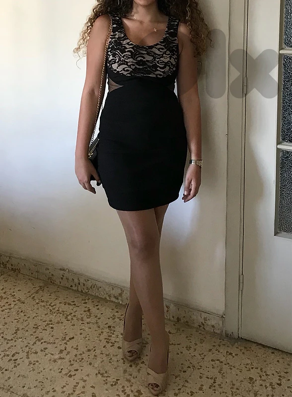 Black lace mini S