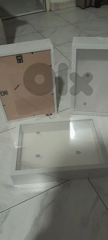 برواز خشب عميق shadow box