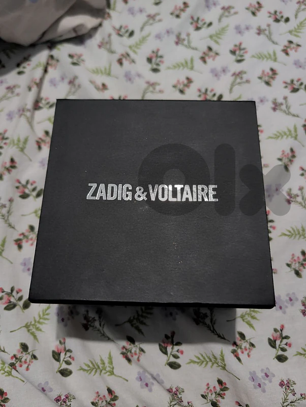 zadig et voltaire rose gold watch
