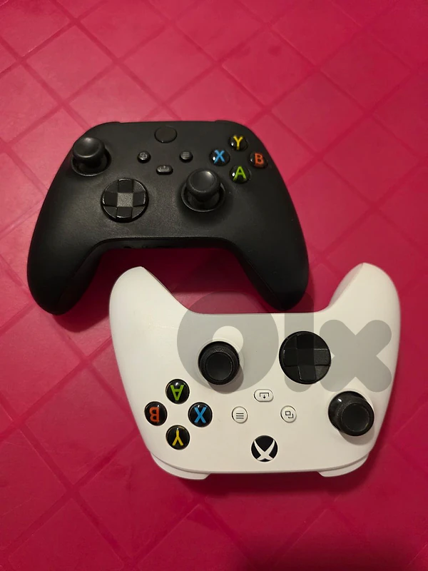 Xbox series x|s used controllers