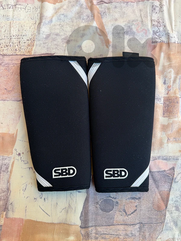 knee sleeves