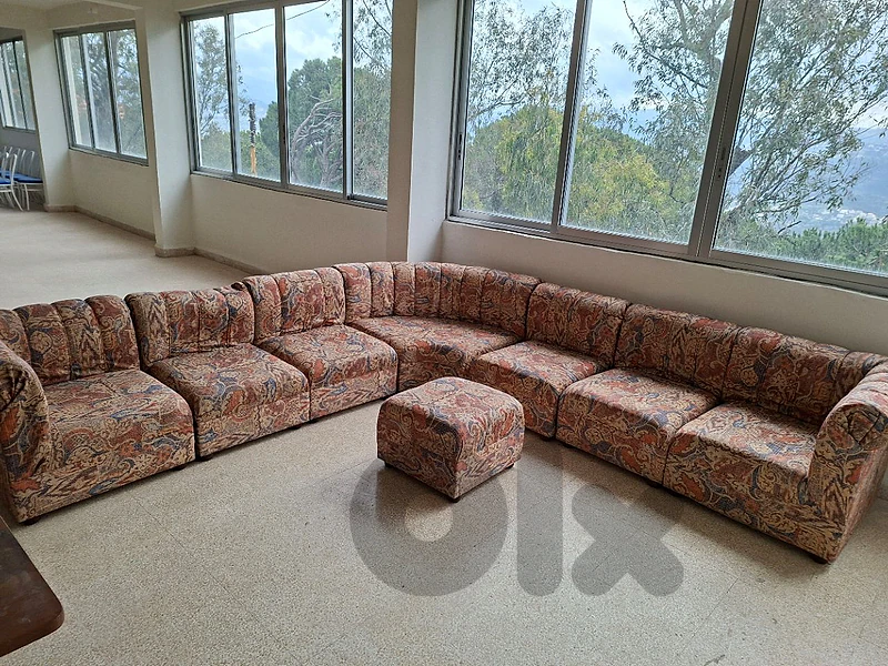 showroom for rent