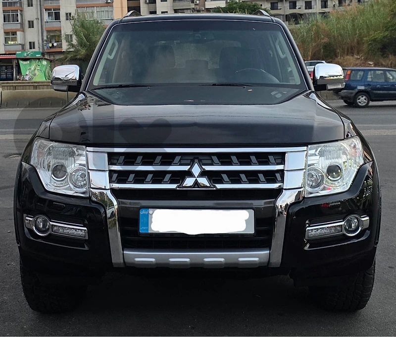 Mitsubishi Pajero 2015