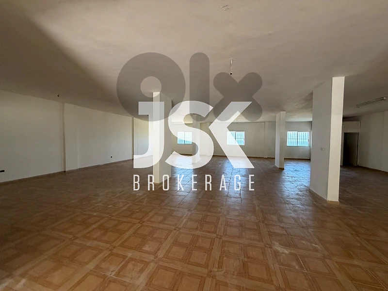 L22801 Showroom For Rent in Kfar Aabida, Batroun