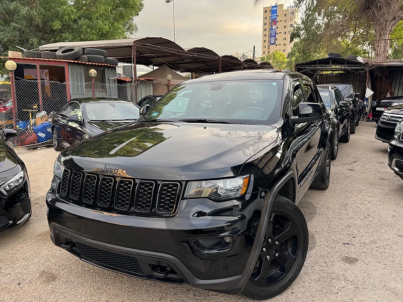 Grand Cherokee 2020 LIMITED 4wl✅🔥super clean✅full options🔥81/882165 Grand Cherokee 2020 LIMITED 4wl✅🔥super clean✅full options🔥81/882165