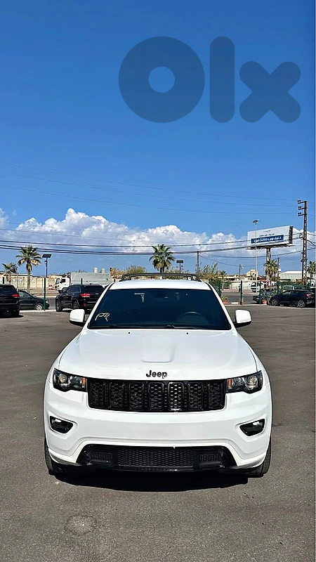 jeep grand cherokee altitude 2018