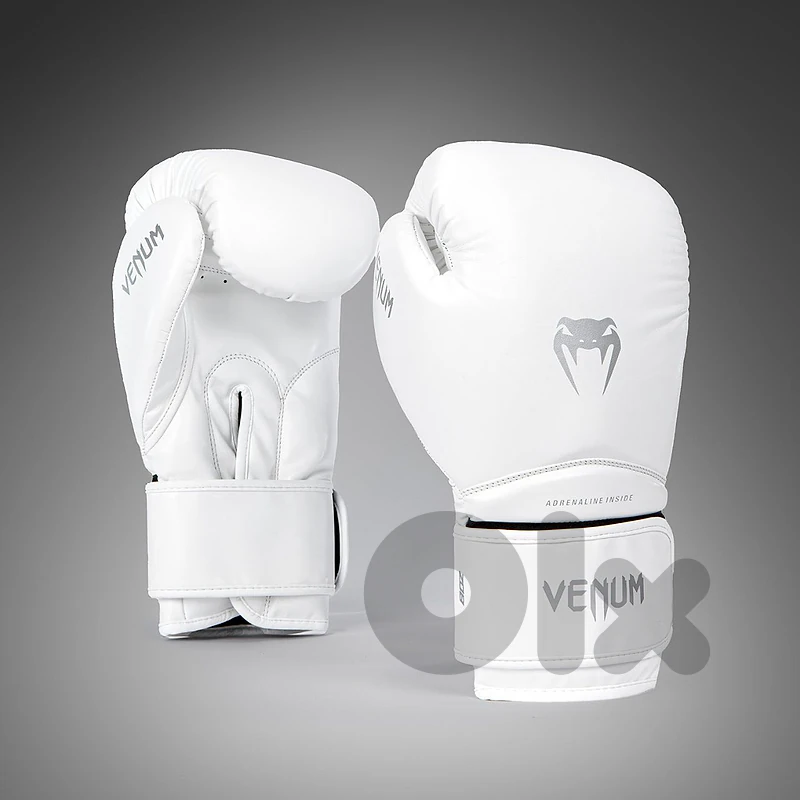 White Venom Boxing Gloves – Excellent Condition