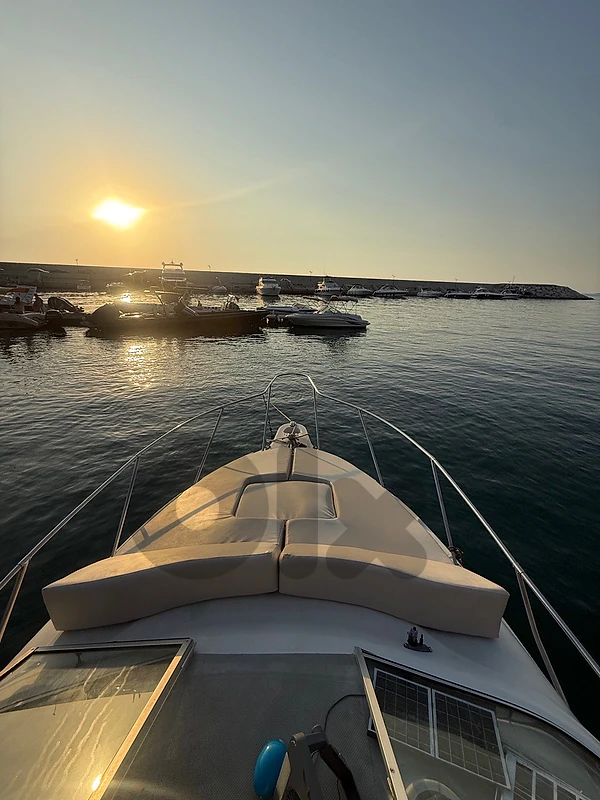 boat maxum usa very clean