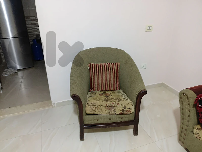ثلاث غرفة قعدة